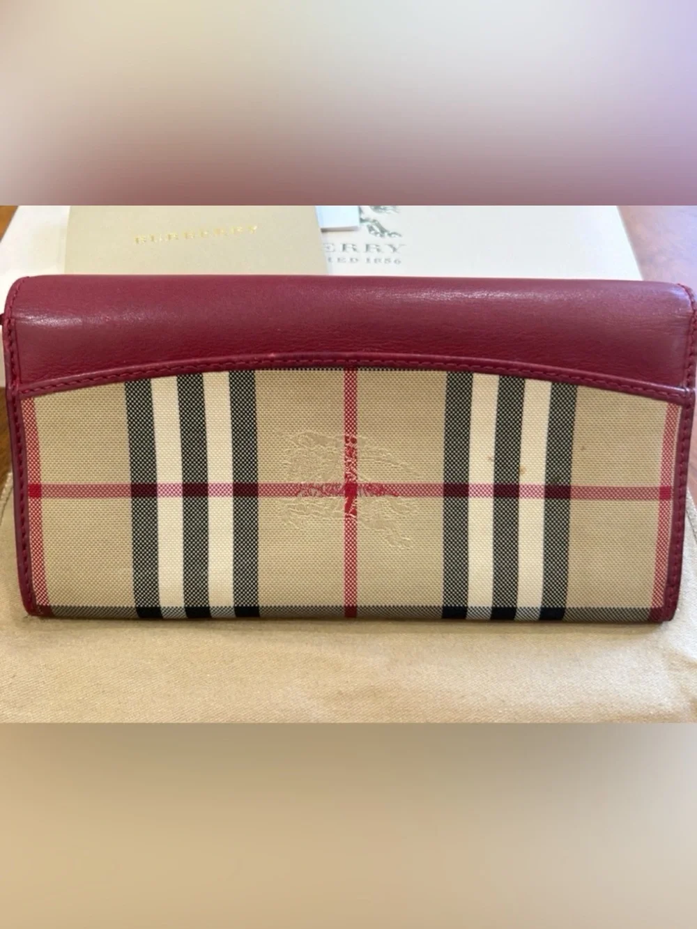 Burberry Horseferry Check Porter Wallet All Inclusive COA